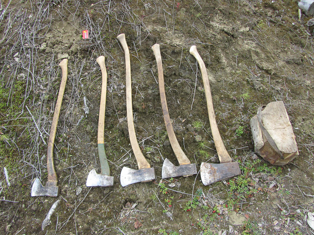 Image 18 Oliver's axes