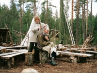 Heidi cutting Oliver's hair